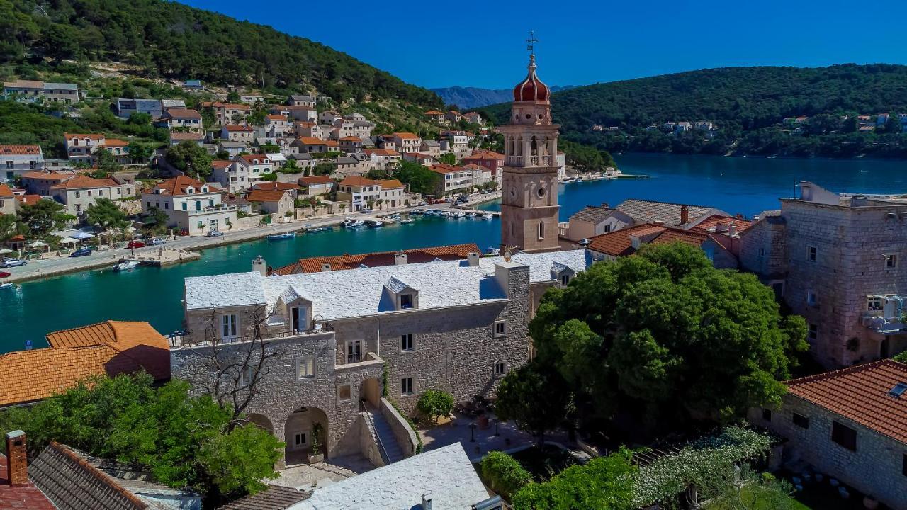 Puteus Palace Heritage Hotel Pucisca Esterno foto