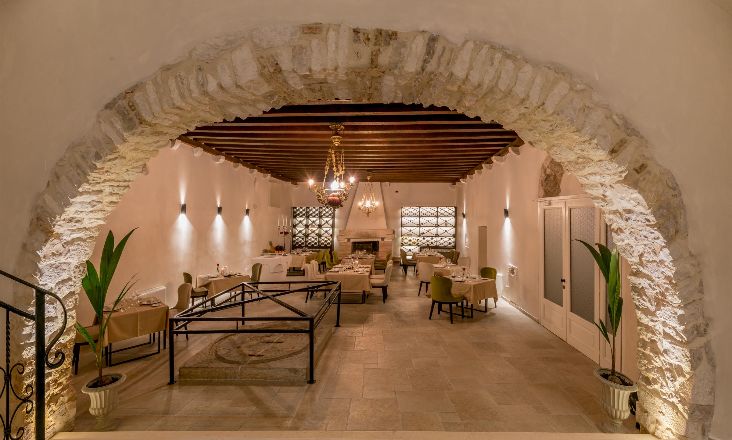 Puteus Palace Heritage Hotel Pucisca Esterno foto
