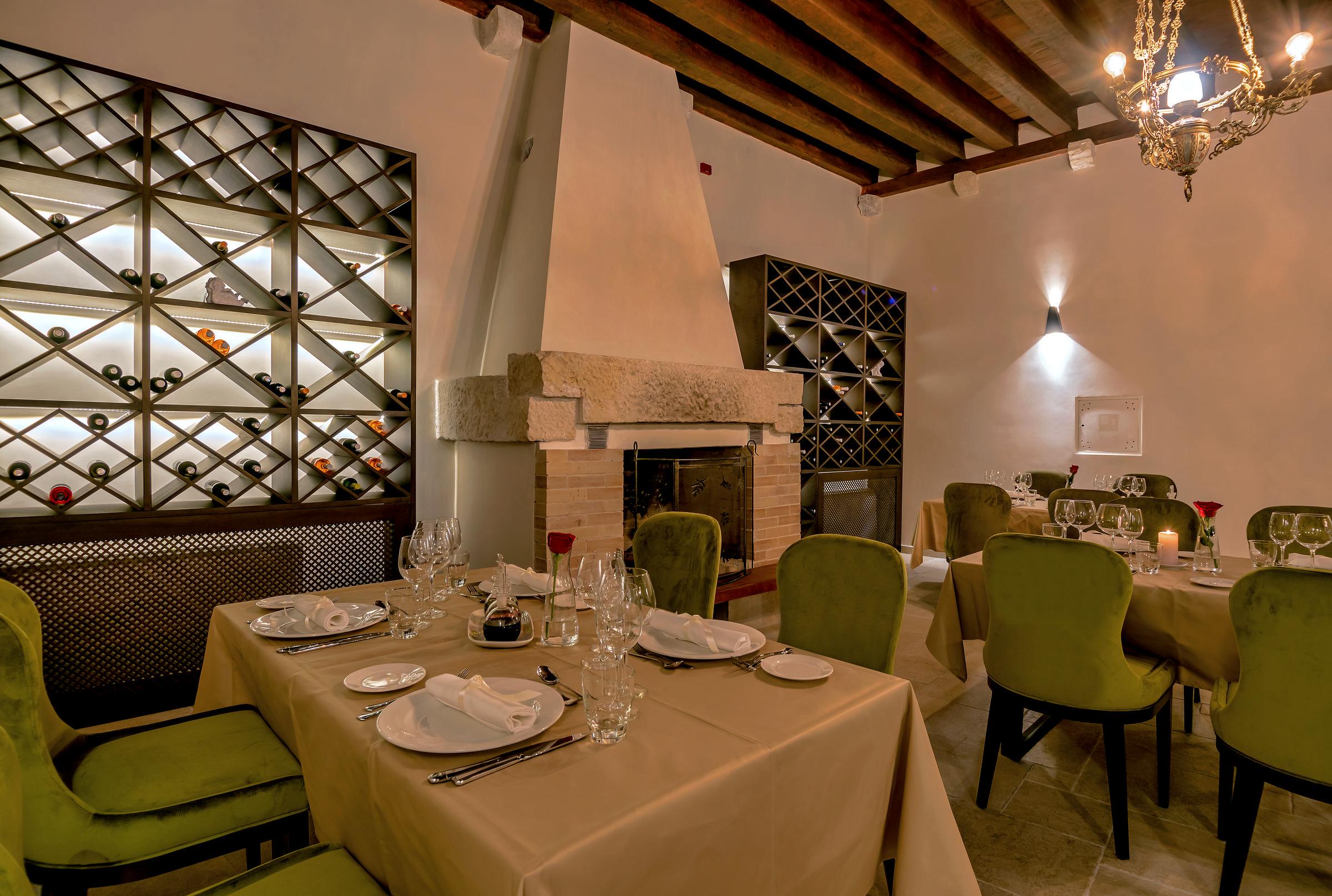 Puteus Palace Heritage Hotel Pucisca Esterno foto