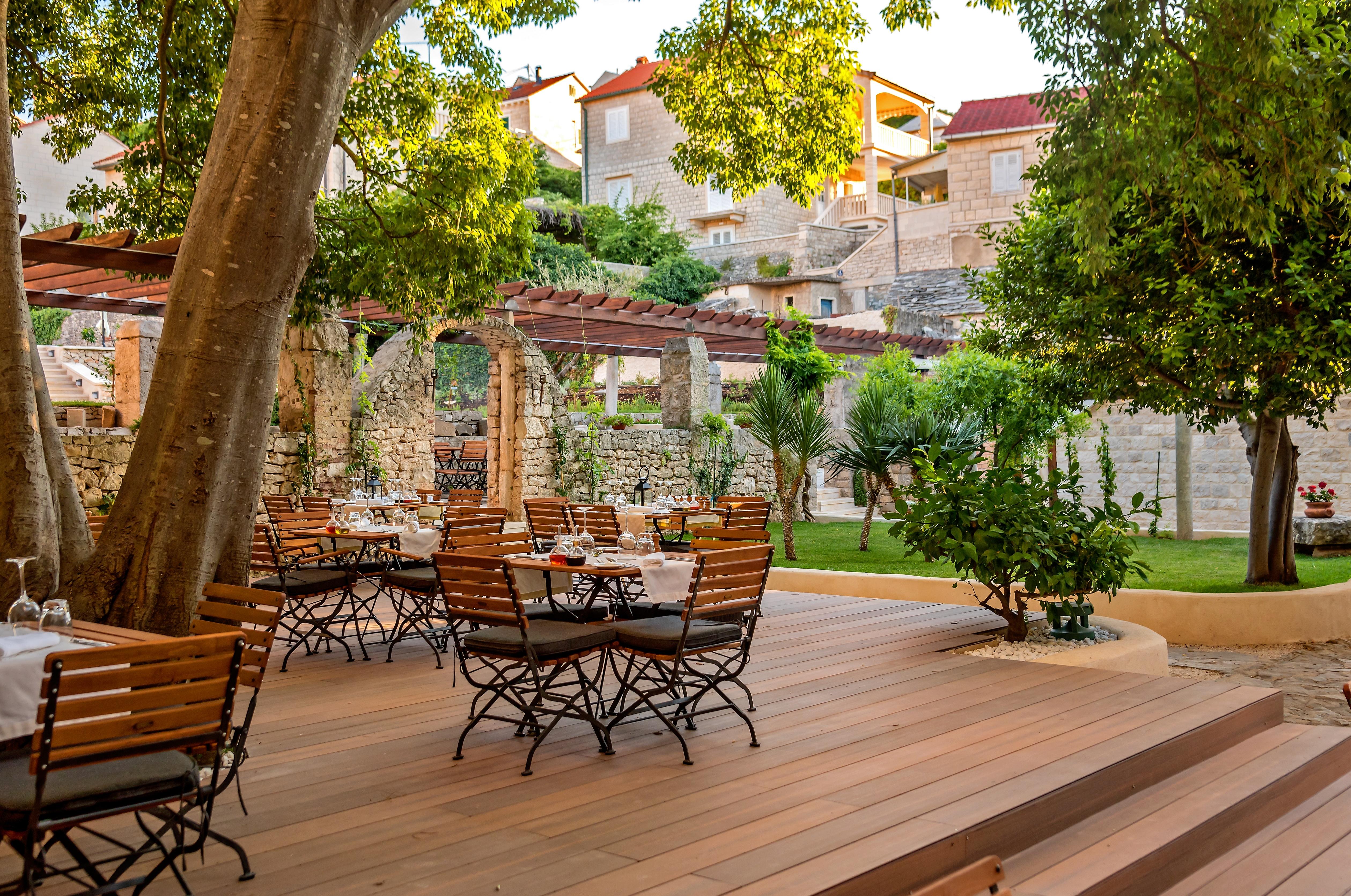 Puteus Palace Heritage Hotel Pucisca Esterno foto