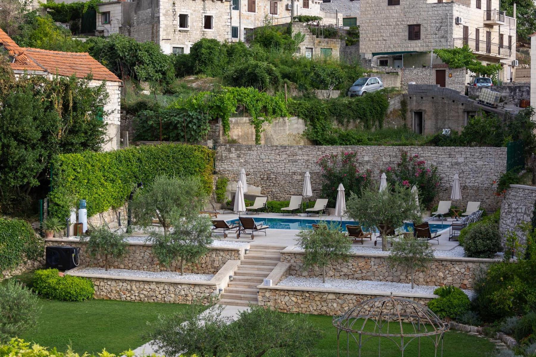 Puteus Palace Heritage Hotel Pucisca Esterno foto